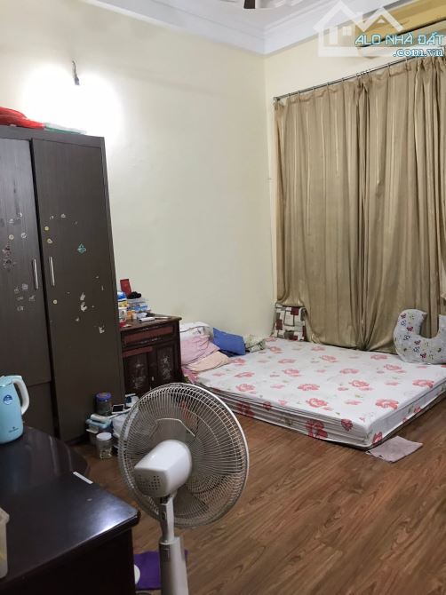 Dân xây ngõ 290 Kim Mã, hai mặt thoáng, QH ổn định, 32m2 x 3 phòng ngủ,ngõ nông.Giá 8.1 tỷ