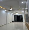 Bán nhà 1 trệt hai lầu đường Hồ Xuân Hương tttp Nha Trang. Hẻm rộng 4m. Gần Lê Hồng Phong