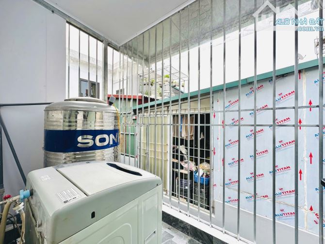 TRUNG TÂM HAI BÀ TRƯNG – PHÂN KHÚC HIẾM NHÀ BÁN - 4 TẦNG – SỔ ĐỎ RIÊNG – KINH DOANH - CHỈ