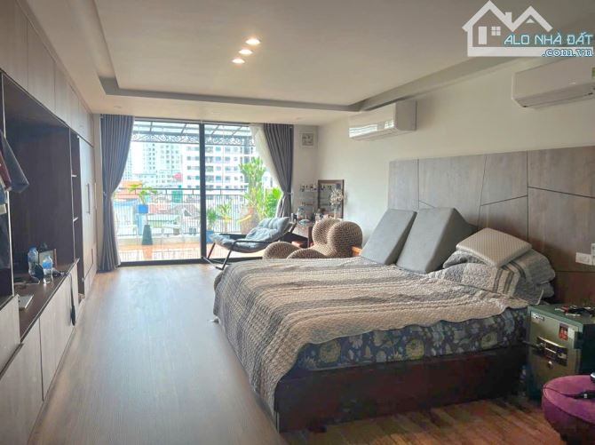 Bán nhà phân lô phố Phú Thượng 100m2, 4 tầng, mặt tiền 5m. Giá 26 tỷ