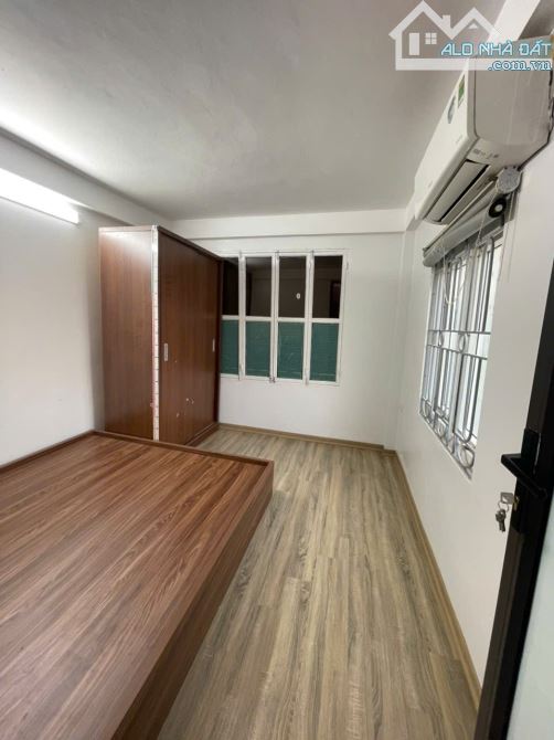 BÁN NHÀ LĨNH NAM GẦN BÃI XE OTO 35M2, 4 TẦNG , 4,15 TỶ