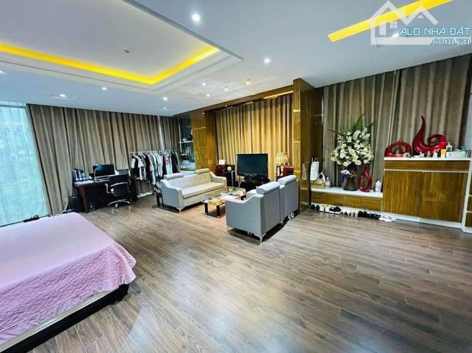 BÁN NHÀ NGUYỄN KHÁNH TOÀN DT50m2*MT5.5m*6T THANG MÁY MỚI GẦN PHỐ. 13.5 TỶ