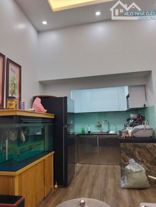 Cần bán nhanh nhà Minh Khai - 50m 3 tầng gần phố chào chỉ 8.8 tỉ trước Tết