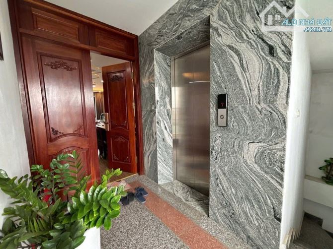 Toà nhà 8 tầng thang máy An Dương, thông sàn đa kdoanh, 90m2 x mtiền 6m. Giá 45 tỷ