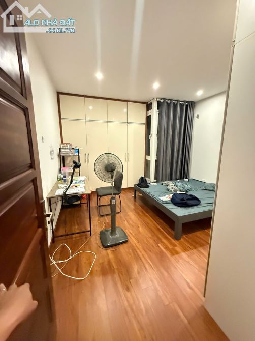 Bán nhà 4 tầng tại 31 ngách 2, ngõ 61 Lạc Trung, phường Vĩnh Tuy, Hà Nội