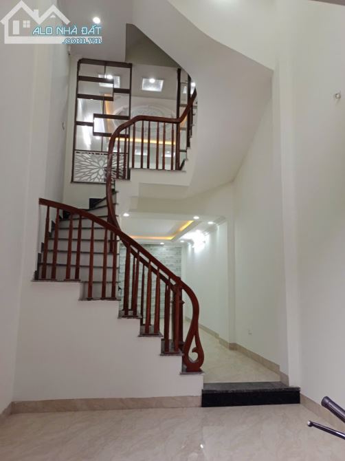 BÁN NHÀ MẶT ĐƯỜNG GIẢI PHÓNG – CÁCH ĐƯỜNG CHÍNH CHỈ 3 LÔ