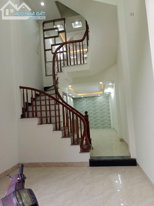 BÁN NHÀ MẶT ĐƯỜNG GIẢI PHÓNG – CÁCH ĐƯỜNG CHÍNH CHỈ 3 LÔ