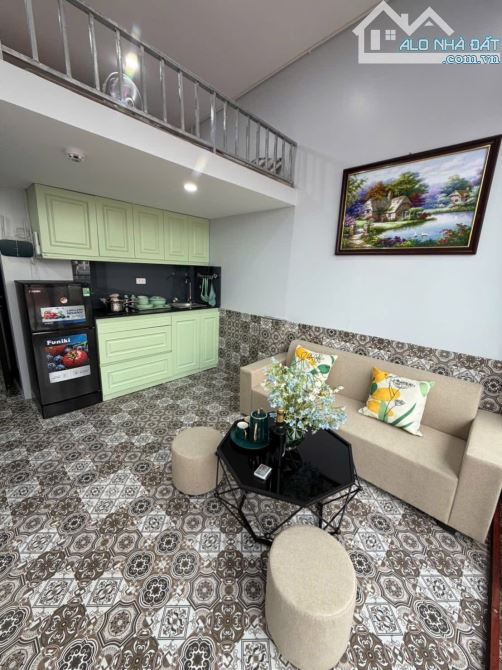 Bán nhà phố Hoàng Mai – 46m² x 5 tầng – thang máy – 8 phòng ngủ – full nội thất.