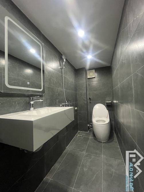 Bán nhà Bạch Mai 25m2 5 tầng 6.5 tỷ full nội thất