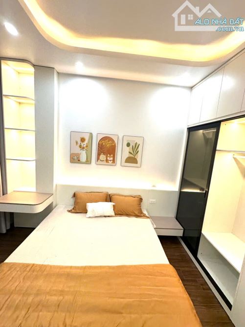 Bán nhà mặt phố Chính Kinh, sổ đỏ đầy đủ, DT 26m, MT 3,2m, 5 tầng - 2