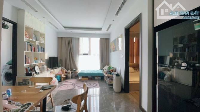 BÁN CHUNG CƯ THE GLORIA BY SILK PATH – 8 NGUYÊN HỒNG, ĐỐNG ĐA. 65M2 – 2PN. 8,78 TỶ