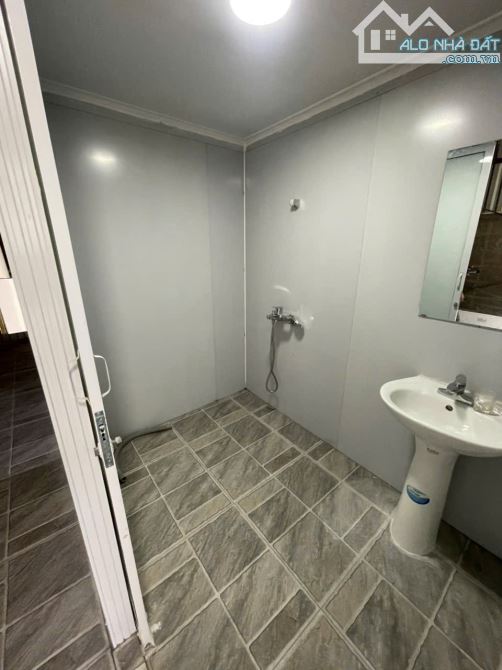 BÁN NHÀ LĨNH NAM GẦN BÃI XE OTO 35M2, 4 TẦNG , 4,15 TỶ