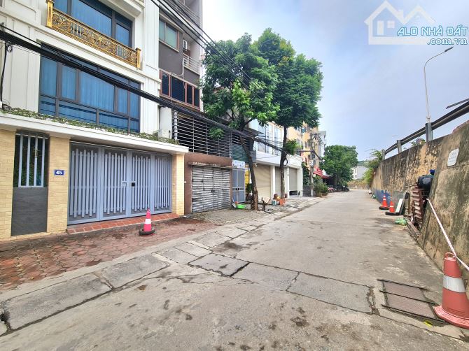 BÁN NHÀ MẶT PHỐ AN DƯƠNG VƯƠNG, TÂY HỒ, 81M2, 4 TẦNG, MT4.5M. GIÁ 19 TỶ