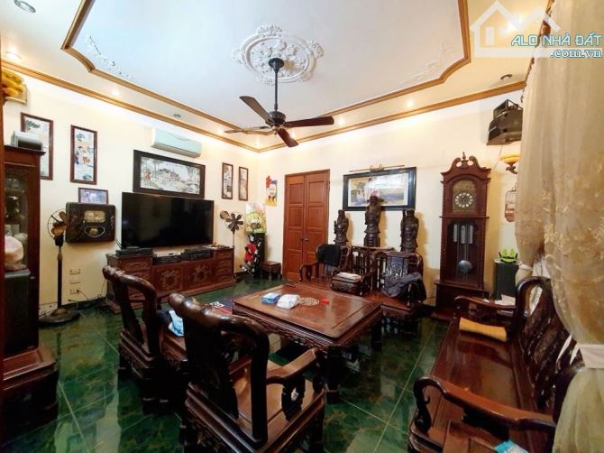 Biệt thự mini phố vip Xã Đàn 160m2-5 tầng-MT10x16-Giá 65 tỷ có thương lượng