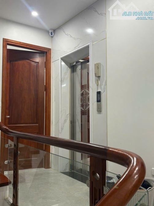 Bán gấp LK1. KĐT Mới An Hưng , dt 83m2, 6t, mt 5m. Gia ban 27 tỷ. Lh Huy Ông Địa: