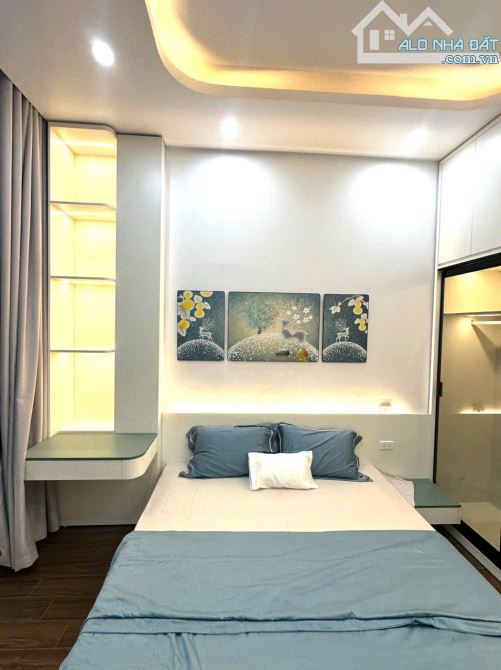 Bán nhà mặt phố Chính Kinh, sổ đỏ đầy đủ, DT 26m, MT 3,2m, 5 tầng - 6