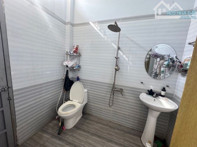 Bán nhà 1T2L nở hậu 5,3 x 26 mặt tiền Hiệp Thành 35, gần bia Tiger, siêu thị Metro Q12 - 8