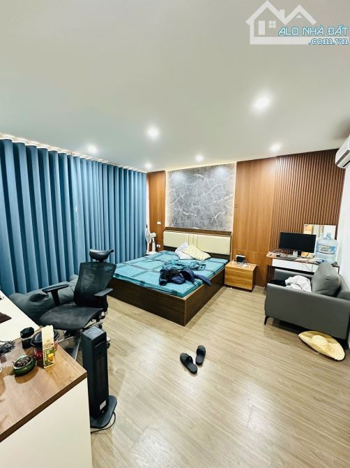 AN DƯƠNG VƯƠNG 41M² – 6 TẦNG – THANG MÁY – GARA, Ô TÔ VÀO NHÀ – MT 4.5M – 12.5 TỶ