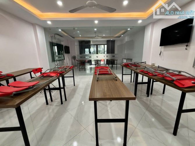 Toà nhà 8 tầng thang máy An Dương, thông sàn đa kdoanh, 90m2 x mtiền 6m. Giá 45 tỷ