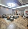 Bán chung cư Sappire Palace số 4 Chính Kinh-151 m2-TẦNG TRUNG-3 NGỦ-2 WC-CÓ SÂN VƯỜN.