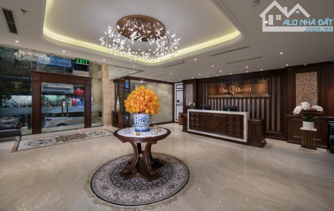 Cần bán nhà mặt phố KS Nguyễn Trường Tộ, DT 260m2x 16 tầng, MT 13m. Giá 240 tỷ