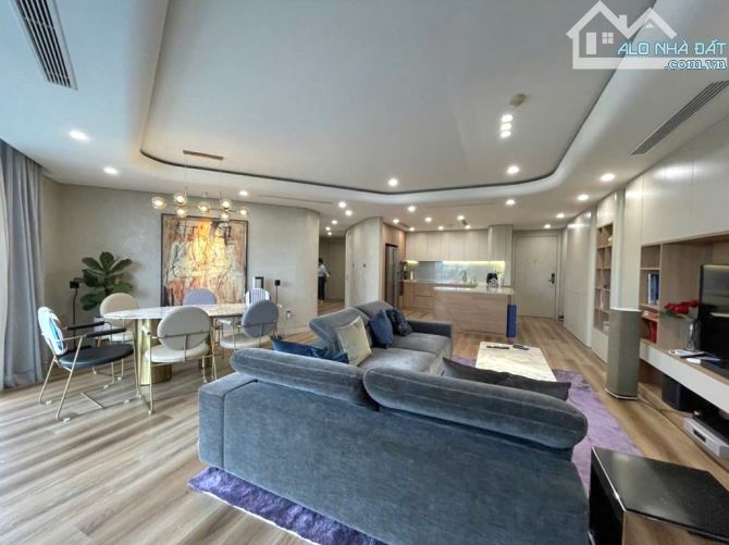 BÁN CHUNG CƯ CAO CẤP LẠC LONG QUÂN TÂY HỒ, VIEW TRIỆU ĐÔ, 158M2, 3 NGỦ. GIÁ 25 TỶ