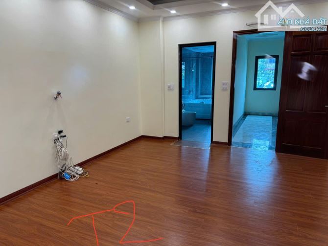 HIẾM NHÀ DOÃN KẾ THIỆN THÔNG SỐ VÀNG, OTO 50M2 7 TẦNG THANG MÁY GIÁ CHỈ 18.5 TỶ.
