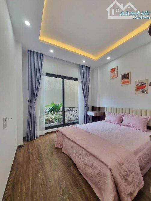 BÁN GẤP Nhà Phố Kim Giang 4 Tầng – Vị Trí Đẹp, Giá 8,6 Tỷ Có Bớt!