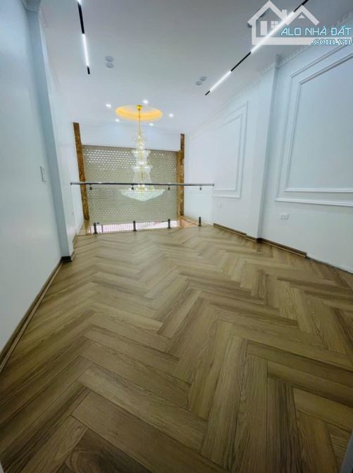 Khu Phân Lô Quân Đội DƯƠNG VĂN BÉ - VĨNH TUY 40m2 - 6 tầng thang máy,nội thất nhập khẩu