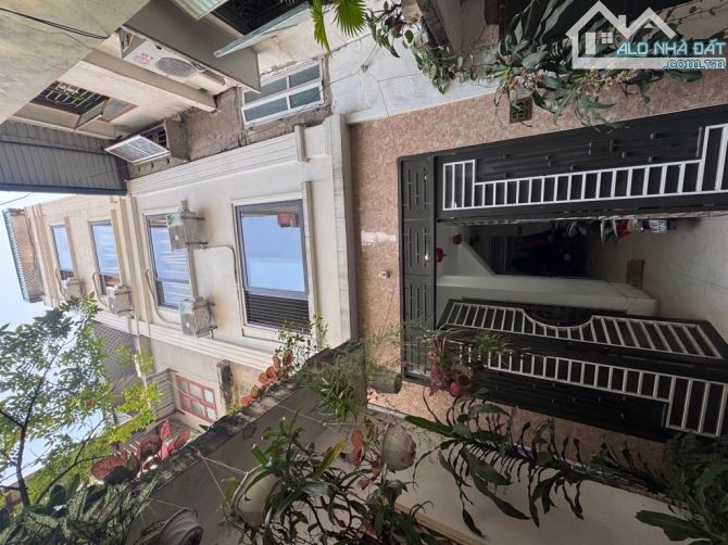 Bán nhà Thịnh Hào – 43m x 5T-7tỷ600 – Chủ nhà chuyển trường cho con