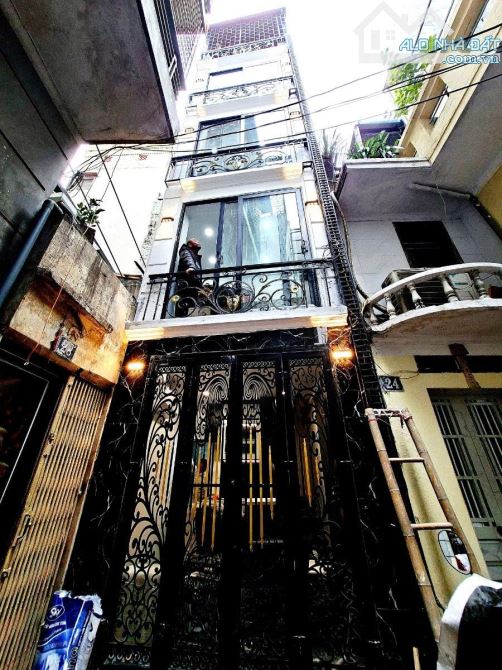 Bán nhà mới phố Cửa Bắc 15m2 5 tầng 3 ngủ, full nội thất sổ đỏ riêng giá 3.85 tỷ