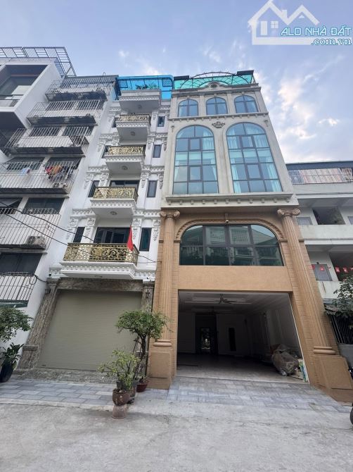 Bán nhà Ngọc Thụy - Long Biện - 115m2 x 6 tầng - Mặt tiền 7m - Container đỗ cửa - KD /VP