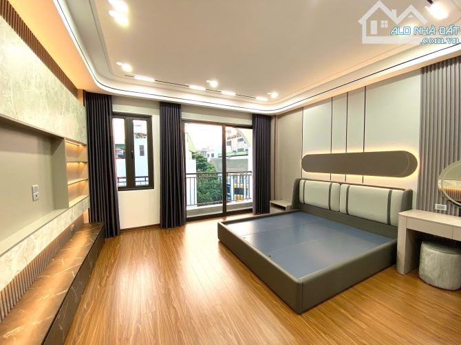 MINH KHAI - LẠC TRUNG, mặt ngõ kinh doanh 80m2 - 6 tầng thang máy, cơ hội vàng sở hữu !