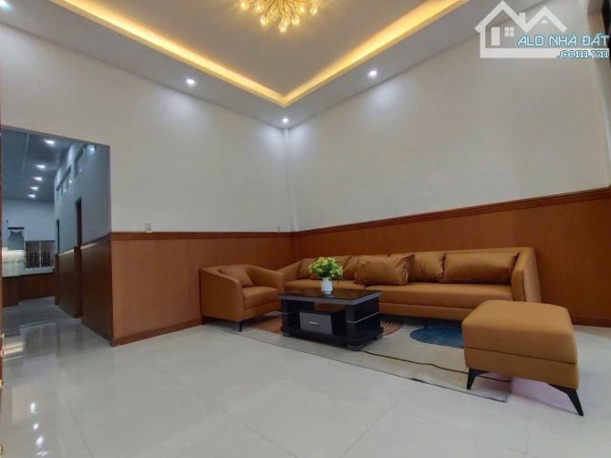 Bán Nhà Hẻm 661 Đường Nguyễn trung trực - 2