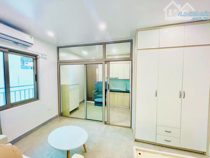 CCMN Đại La dòng tiền siêu phẩm 5 tầng thang máy 40m MT5m giá 12.9 tỷ