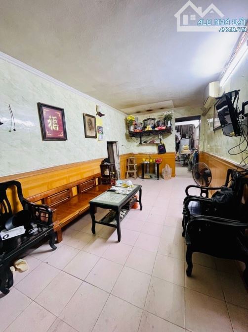 Đào Tấn – Hàng Xóm Công Viên Thủ Lệ – Gần Lotte Nhà 70m2 sử dụng – 4.8 tỷ