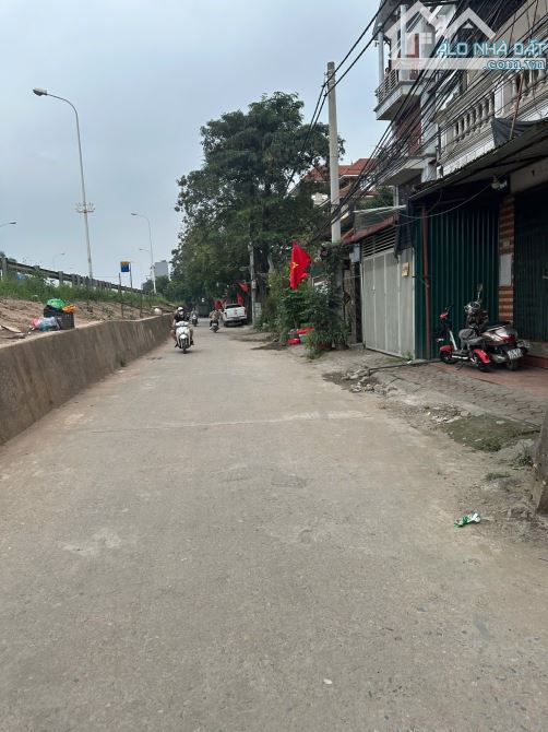 BÁN NHÀ AN DƯƠNG VƯƠNG – SIÊU LÔ GÓC ĐẮT GIÁ – NGÕ Ô TÔ TRÁNH