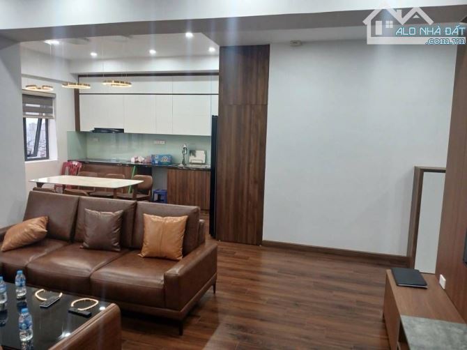 Bán nhà Thịnh Hào – 43m x 5T-7tỷ600 – Chủ nhà chuyển trường cho con