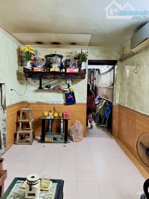 SIÊU PHẨM PHỐ ĐÀO TẤN BA ĐÌNH . NHỈNH 4 TỶ , 3 TẦNG , 3 NGỦ