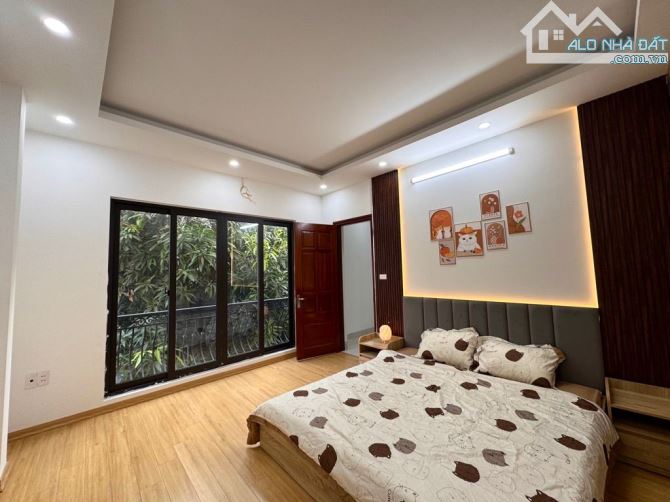 10M RA OTO - 6 TẦNG THANG MÁY - 5 PN KHÉP KÍN - TC 9TỶ