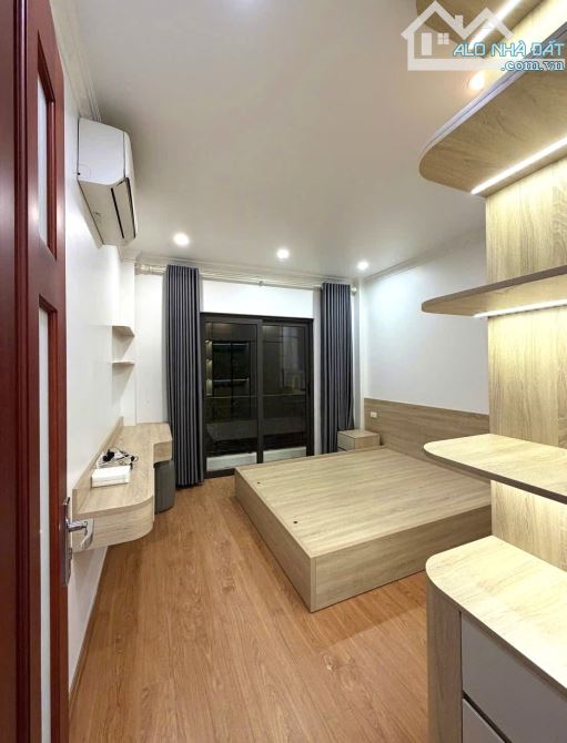 Cạnh oto tránh, nở hậu- Kế Trương Định-52m- 7 tỷ 952