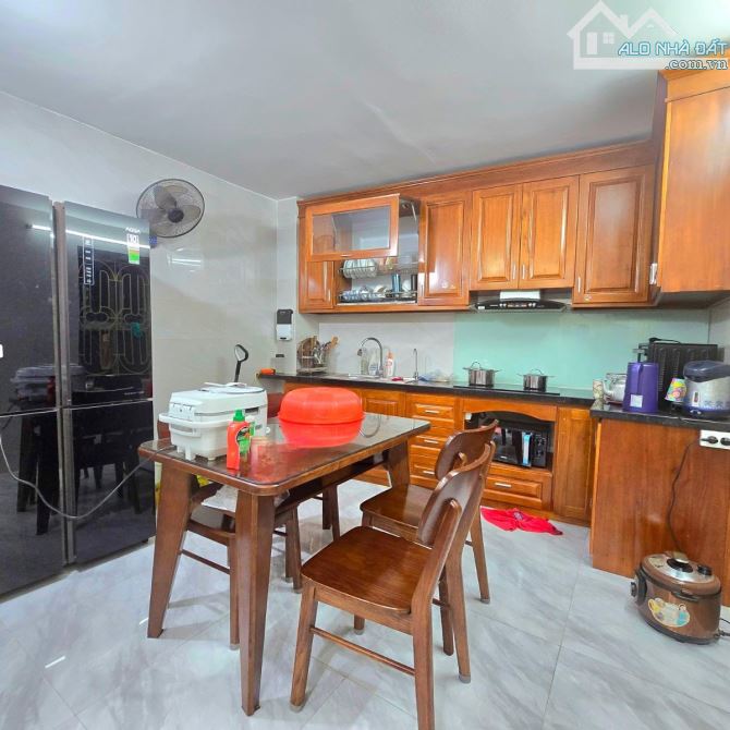 LÔ GÓC CỔ NHUẾ - 45M² - 4,3M MT - GIÁ BÁN 9.5 TỶ