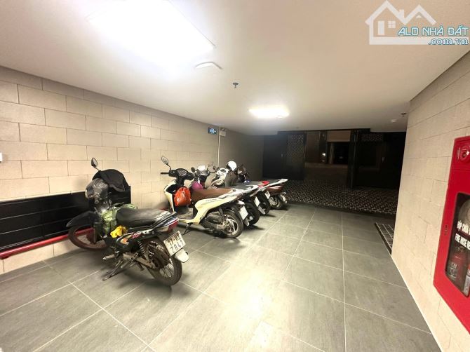 BÁN APARTMENT LIỄU GIAI 140m2, 9T THANG MÁY, MT 8m, 92 TỶ NGÕ ÔTÔ TRÁNH, DÒNG TIỀN 3TỶ/NĂM