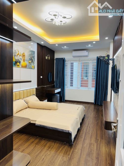 Bán Nhà phố Trần Khát Chân 31M-5 Tầng, full Nt ngõ nông, gần phố hơn 8 tỷ(TL)