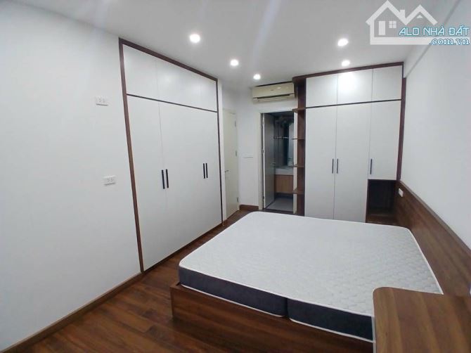 Bán nhà Thịnh Hào – 43m x 5T-7tỷ600 – Chủ nhà chuyển trường cho con