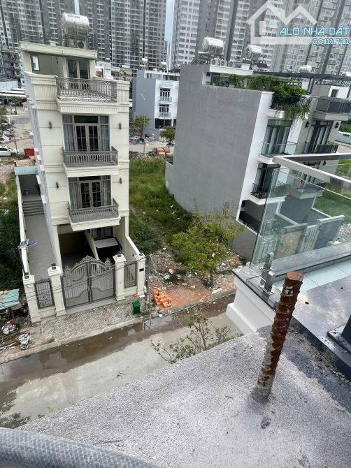 Đất đường Đào Trí, 5x22=110m2 giá 7.5 tỷ, khu cao cấp - 5