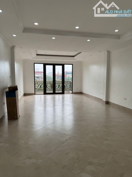 BÁN NHÀ PHÂN LÔ ĐỀN LỪ 2 – 60m² – 7 tầng – thang máy – 2 vỉa hè – đường ô tô tránh