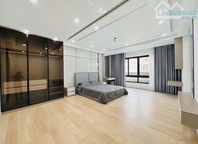 BÁN NHÀ KĐT VĂN PHÚ-55M2 x 7 TẦNG THANG MÁY-PHÂN LÔ VỈA HÈ ĐÔI-KINH DOANH-GARA OTO-GIÁ ĐẸP