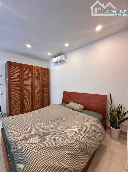 Cho thuê căn hộ 2PN,dt 60m2,rộng thoáng – sát Q1, hỗ trợ 1tr tháng đầu, vào ở ngay