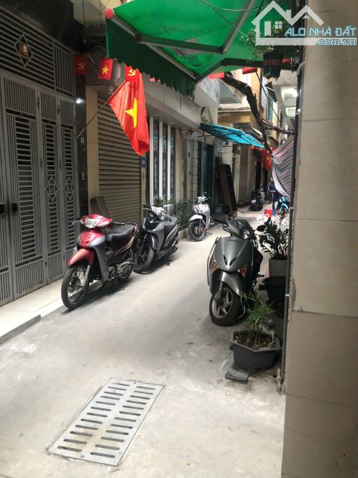 VẠN KIẾP 73.5M2, 3 TẦNG KIÊN CỐ, LÔ GÓC MẶT TIỀN 4.5M NGÕ ĐẸP CÁCH PHỐ30M PHÙ HỢP XÂY CCMN